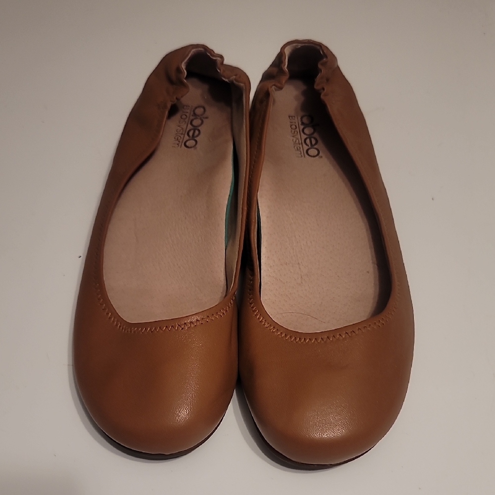 Like New Abeo Brown Ballet Flats 10